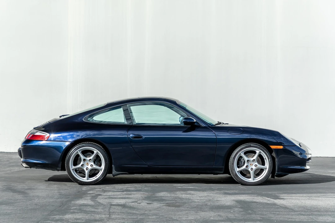 2002 Porsche 996 Carrera - Image 9 of 31