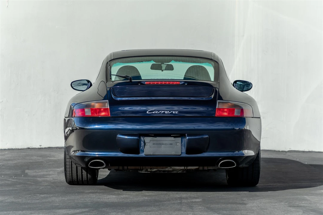 2002 Porsche 996 Carrera - Image 13 of 31