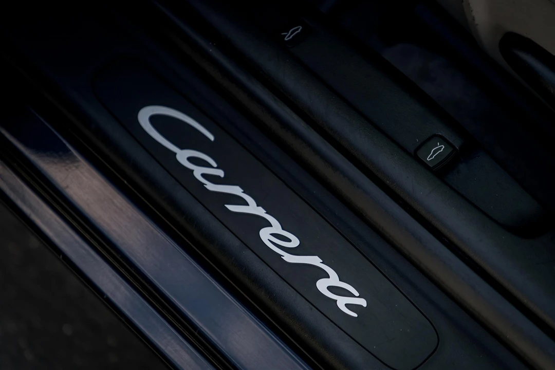 2002 Porsche 996 Carrera - Image 30 of 31