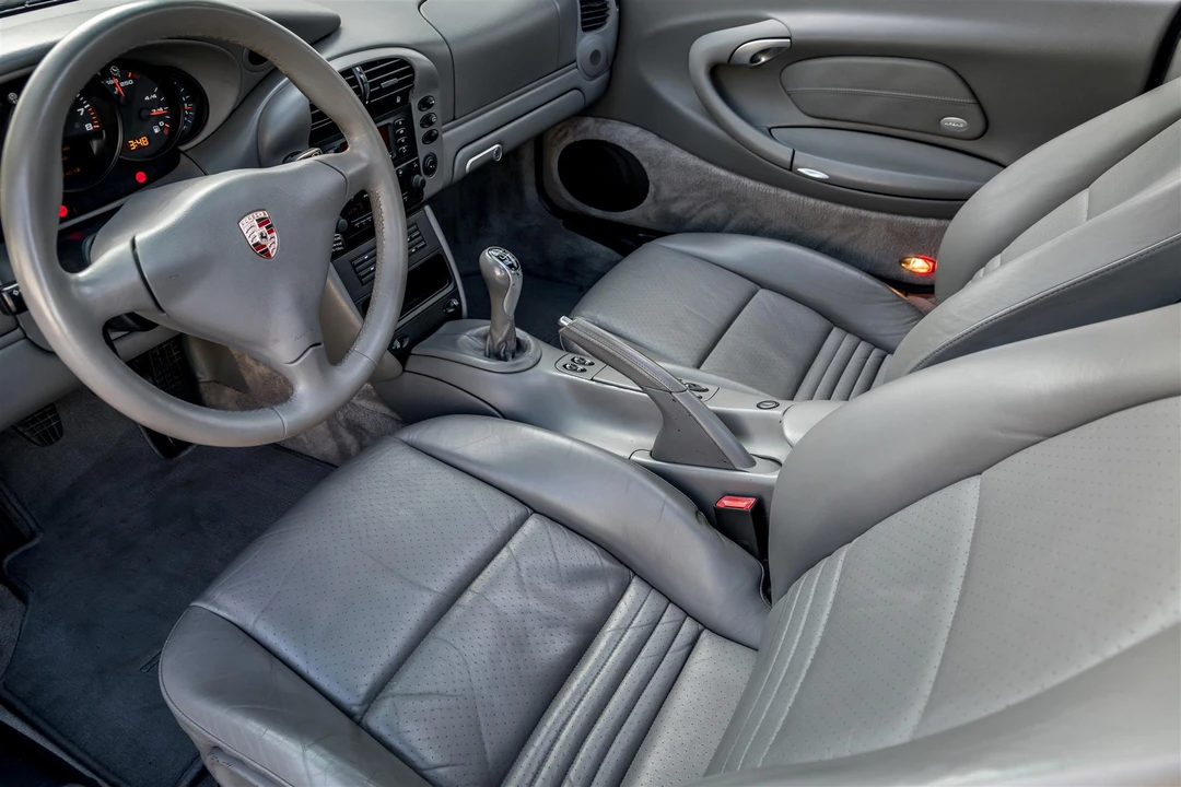 2002 Porsche 996 Carrera - Image 29 of 31