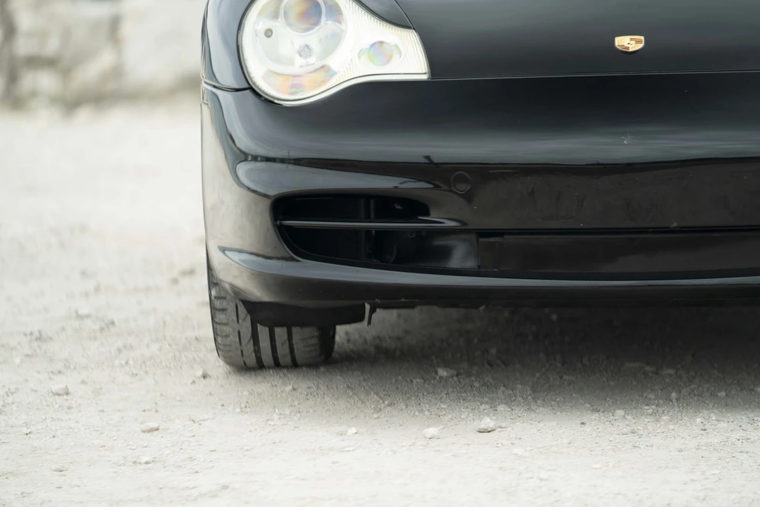 2002 Porsche 996 Carrera - Image 26 of 31