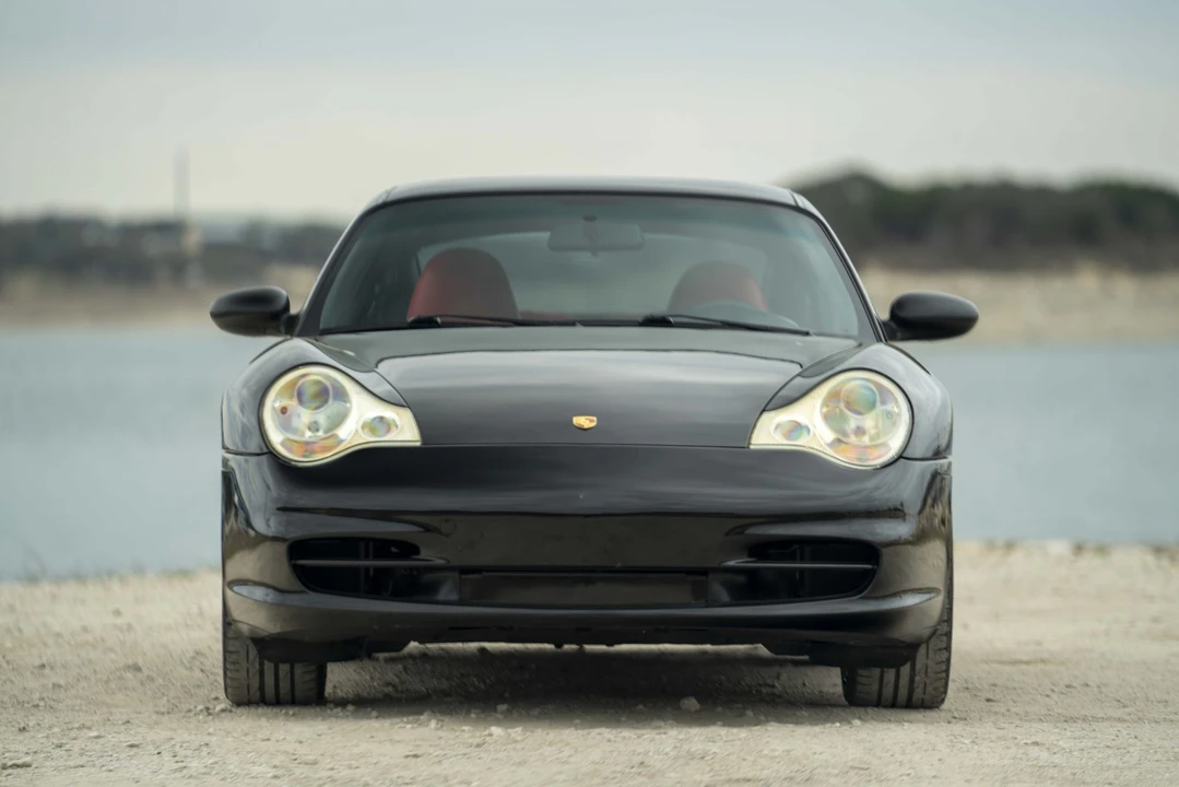 2002 Porsche 996 Carrera - Image 15 of 31