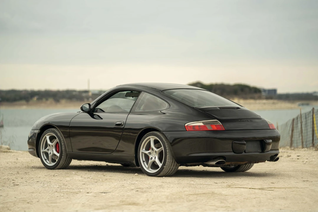 2002 Porsche 996 Carrera - Image 6 of 31
