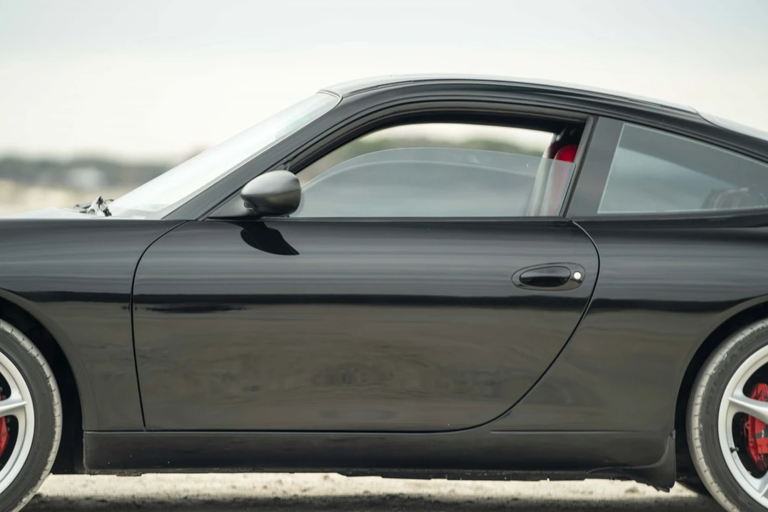 2002 Porsche 996 Carrera - Image 20 of 31
