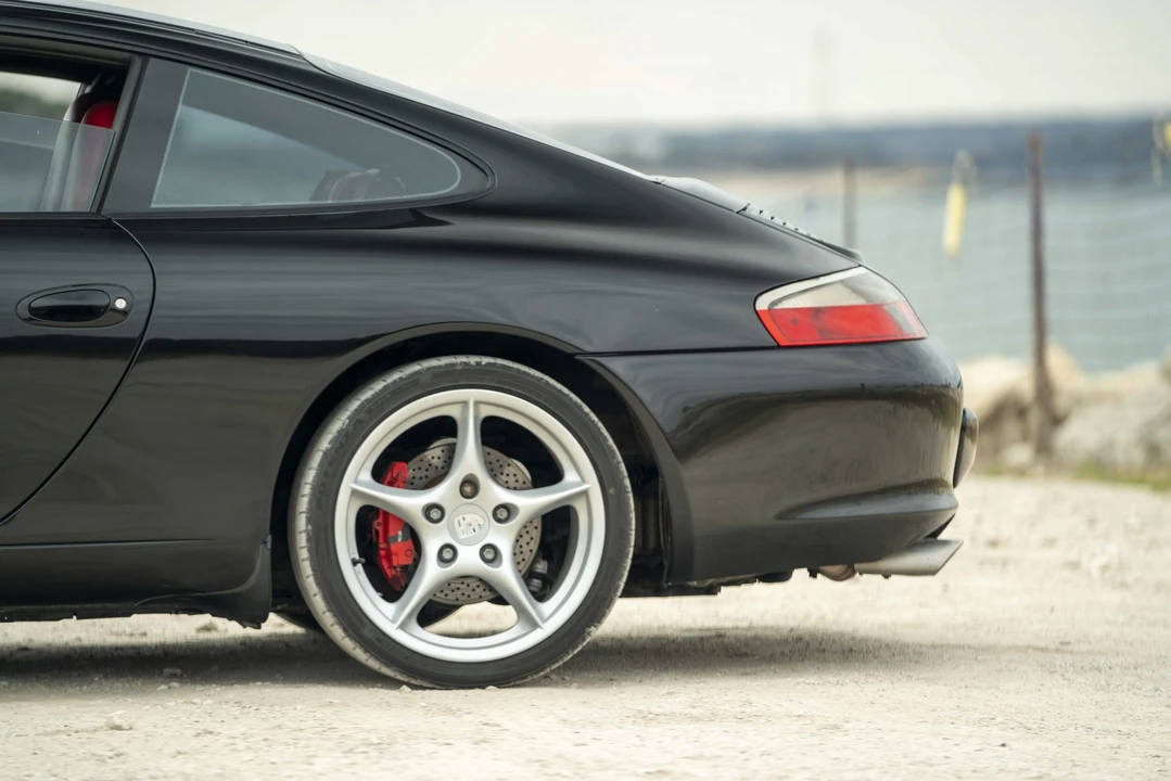 2002 Porsche 996 Carrera - Image 21 of 31