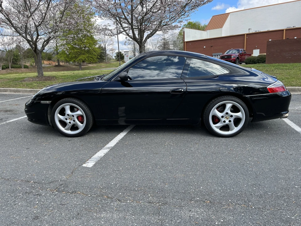 2002 Porsche 996 Carrera - Image 26 of 31
