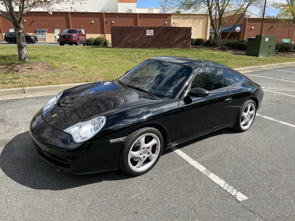 2002 Porsche 996 Carrera - Image 2 of 31
