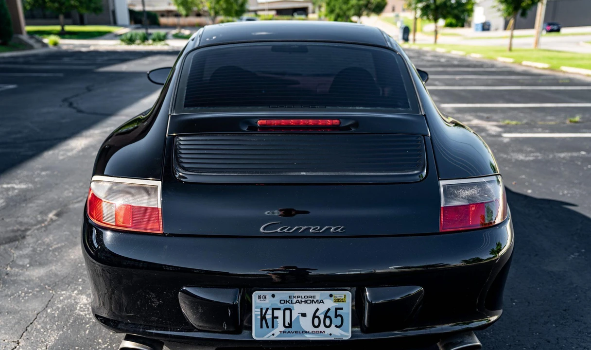 2002 Porsche 996 Carrera - Image 12 of 31