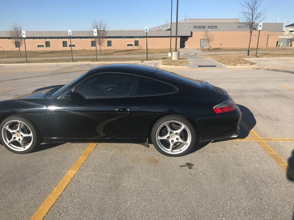 2002 Porsche 996 Carrera - Image 5 of 31