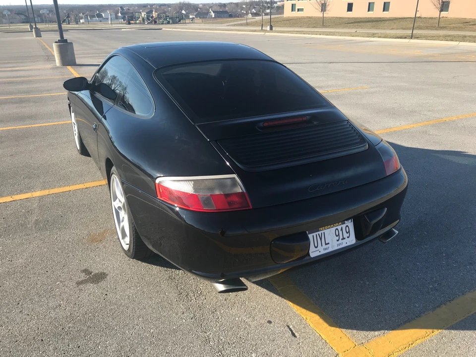 2002 Porsche 996 Carrera - Image 11 of 31