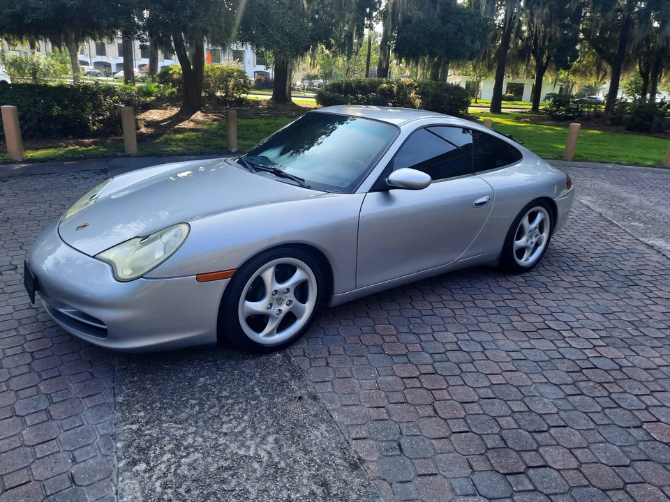 2002 Porsche 996 Carrera - Image 10 of 31