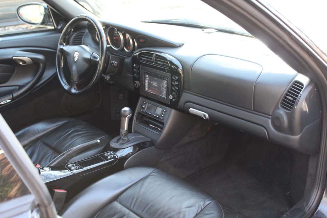 2002 Porsche 996 Carrera - Image 20 of 31