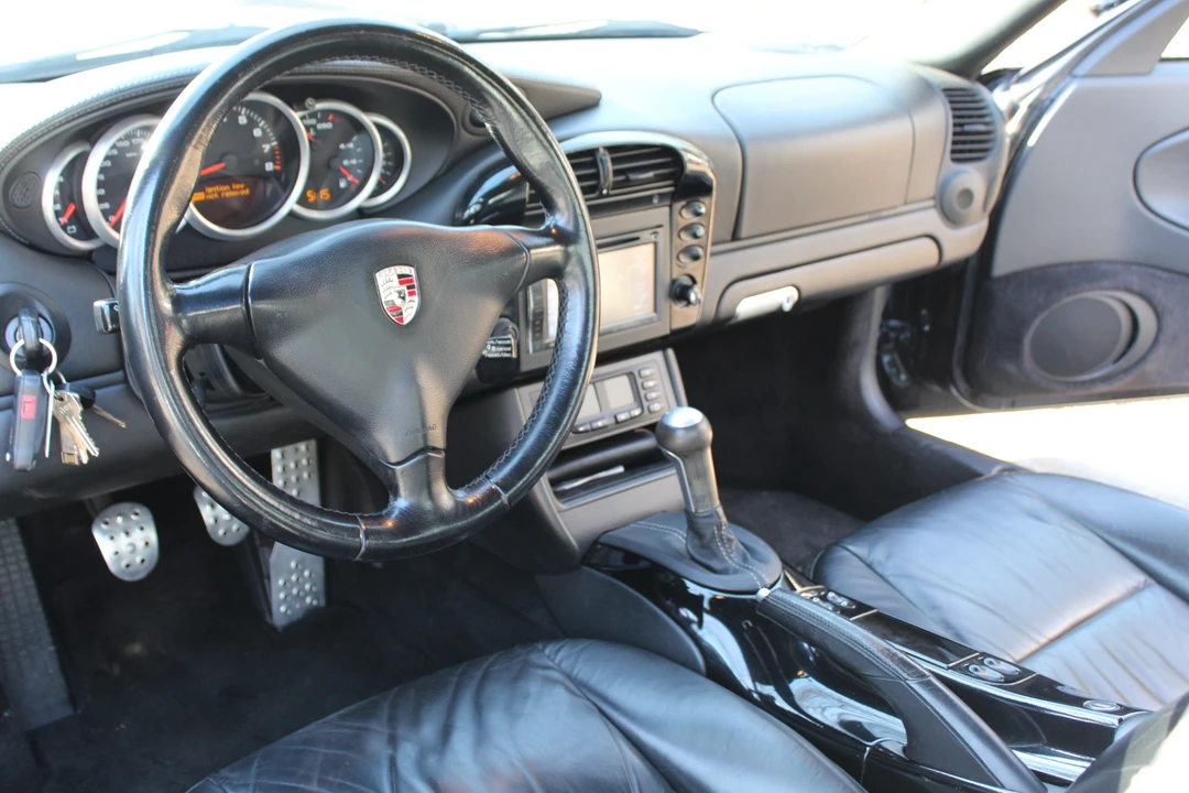 2002 Porsche 996 Carrera - Image 23 of 31