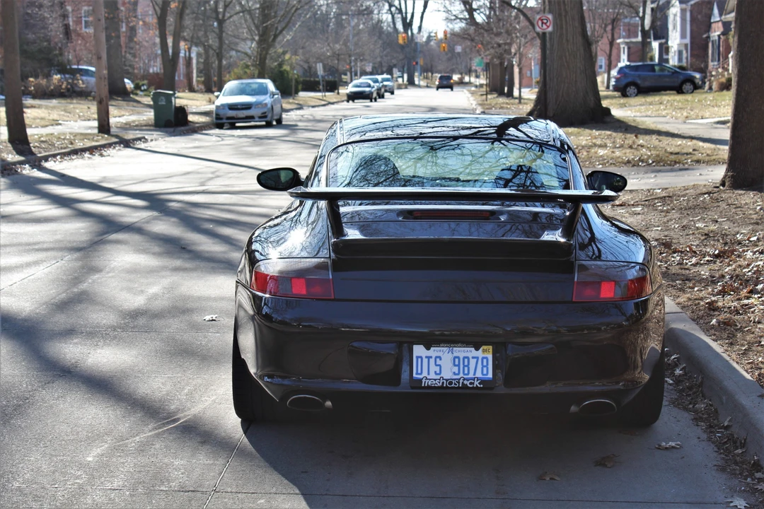2002 Porsche 996 Carrera - Image 8 of 31