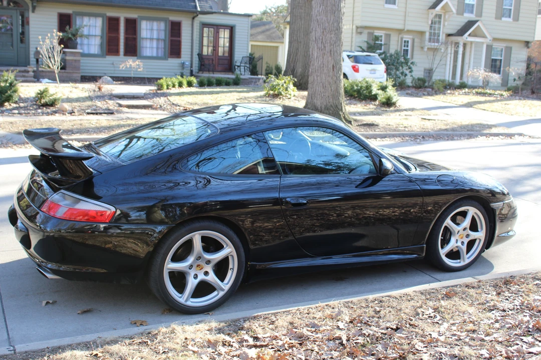 2002 Porsche 996 Carrera - Image 9 of 31
