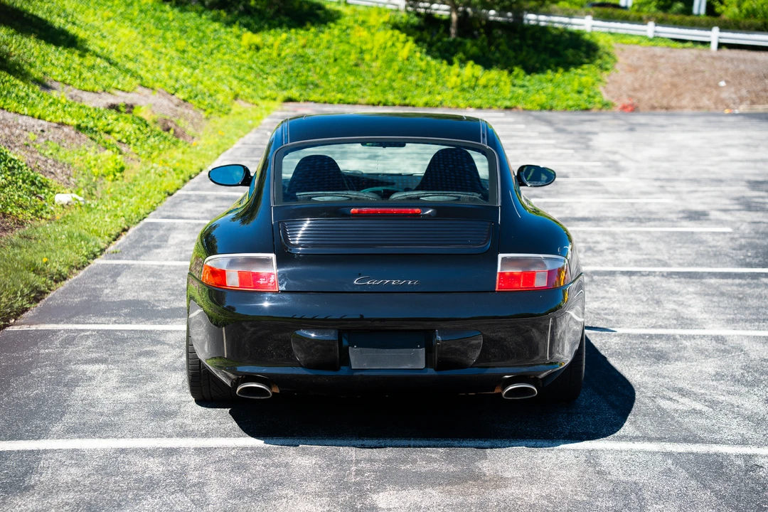 2002 Porsche 996 Carrera - Image 10 of 31