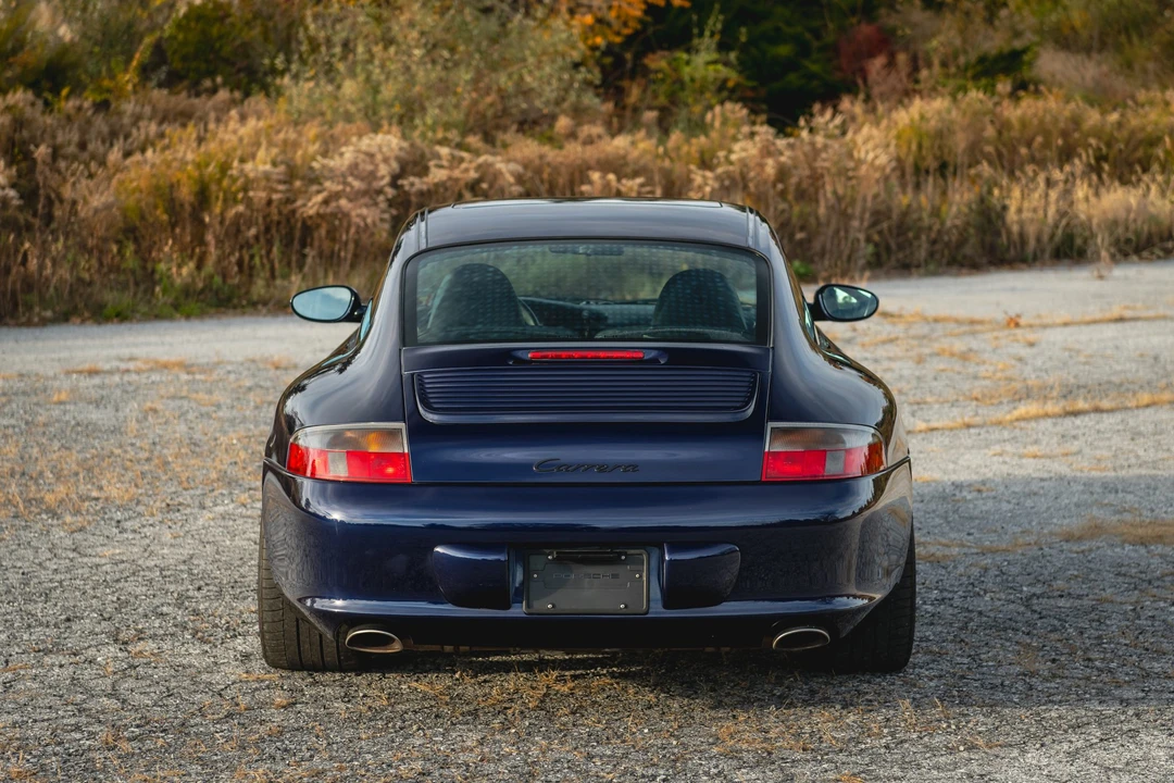 2002 Porsche 996 Carrera - Image 25 of 31