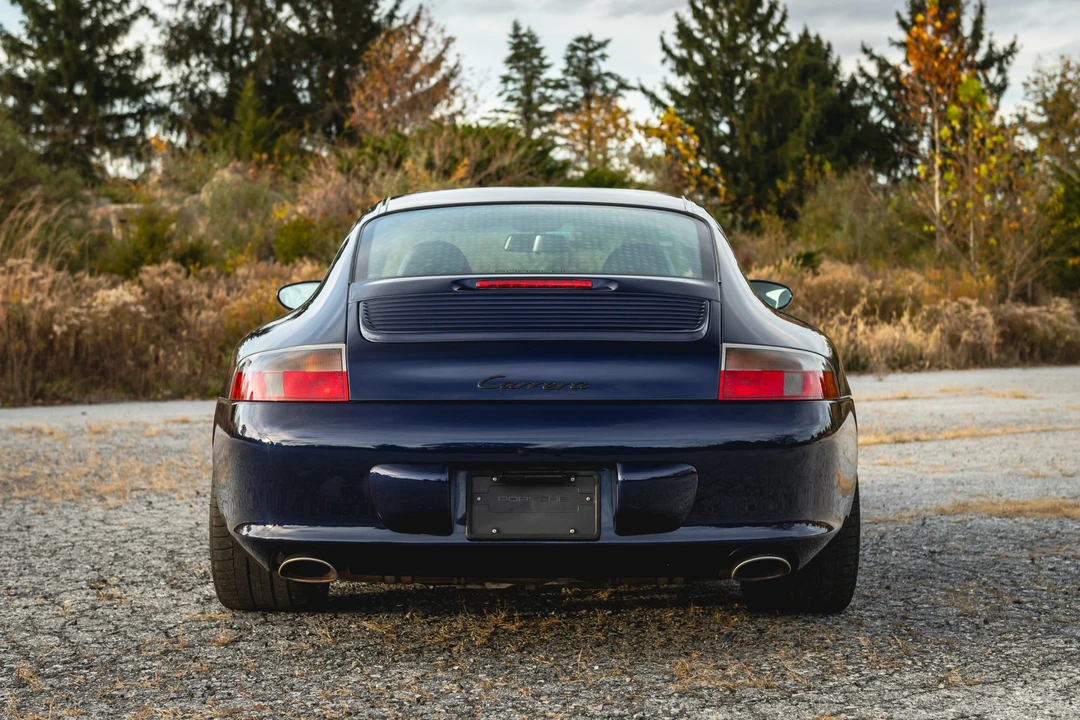 2002 Porsche 996 Carrera - Image 27 of 31