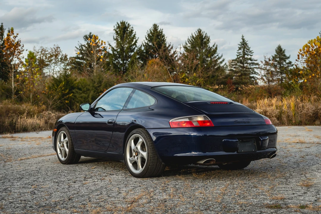 2002 Porsche 996 Carrera - Image 28 of 31