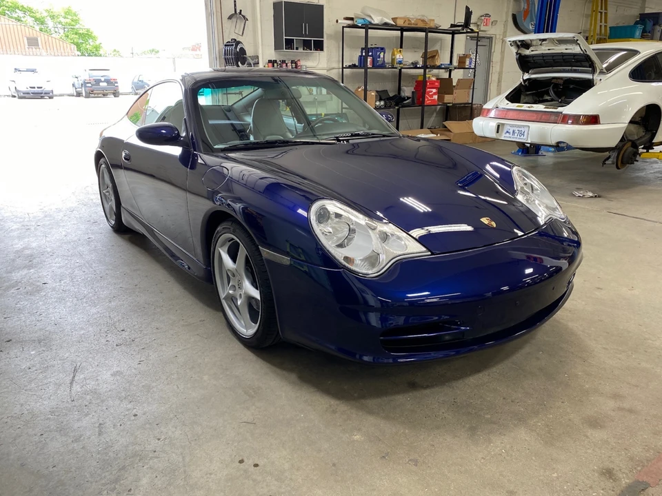 2002 Porsche 996 Carrera - Image 5 of 31