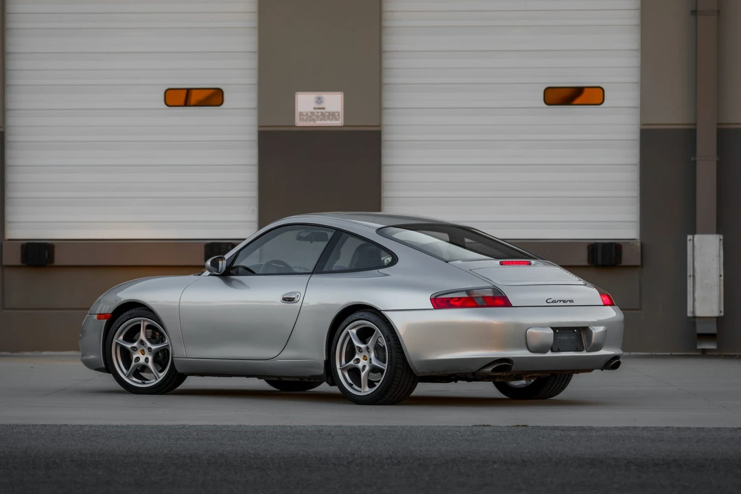 2002 Porsche 996 Carrera - Image 25 of 31