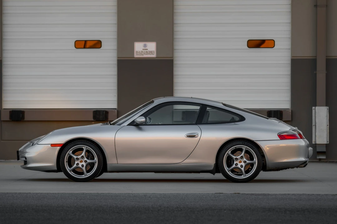 2002 Porsche 996 Carrera - Image 26 of 31