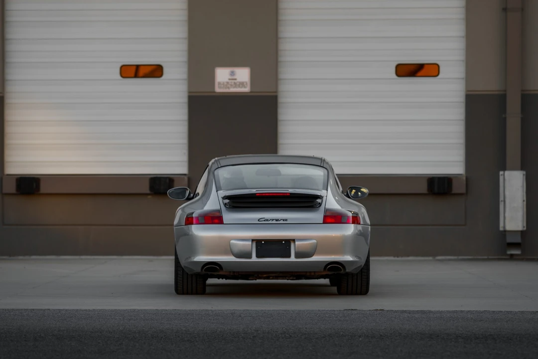 2002 Porsche 996 Carrera - Image 23 of 31