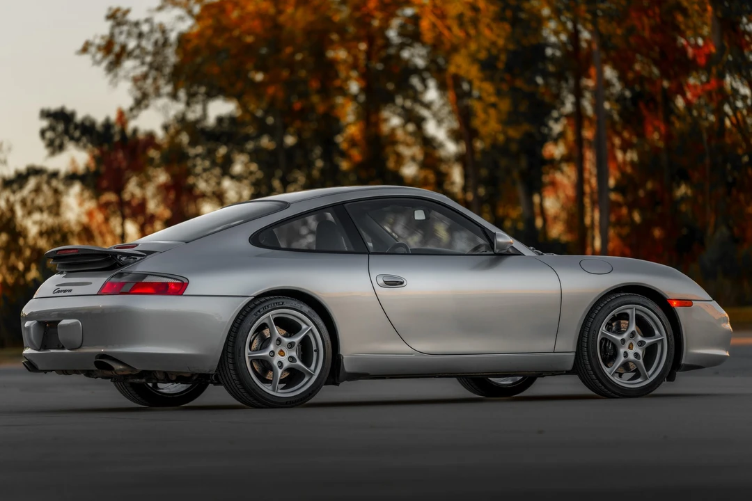 2002 Porsche 996 Carrera - Image 19 of 31