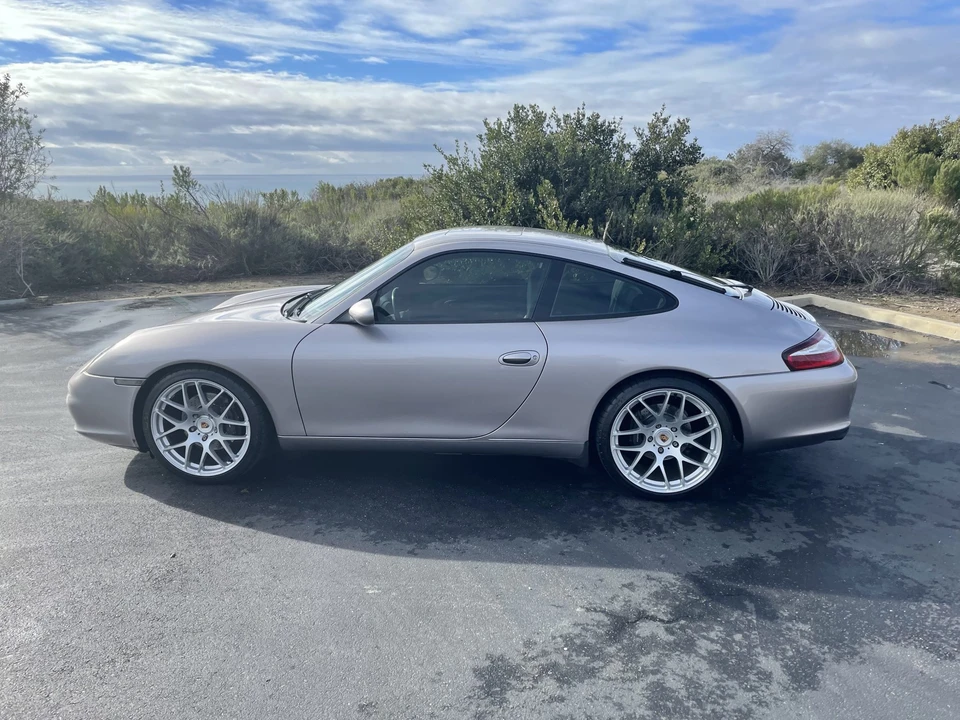 2002 Porsche 996 Carrera - Image 27 of 31