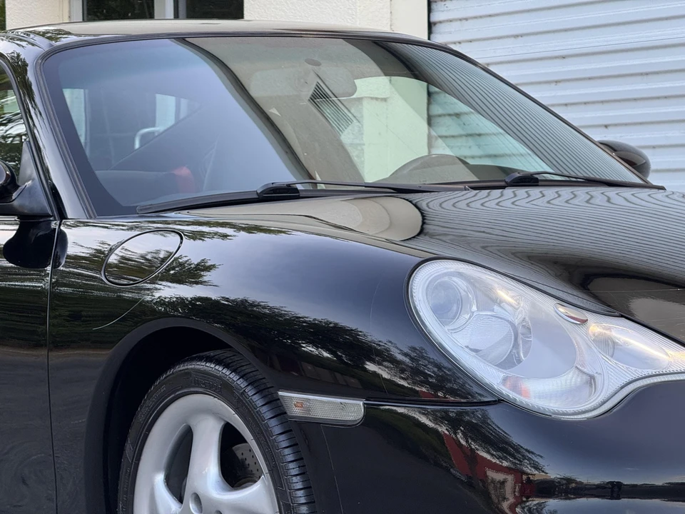 2002 Porsche 996 Carrera - Image 29 of 31