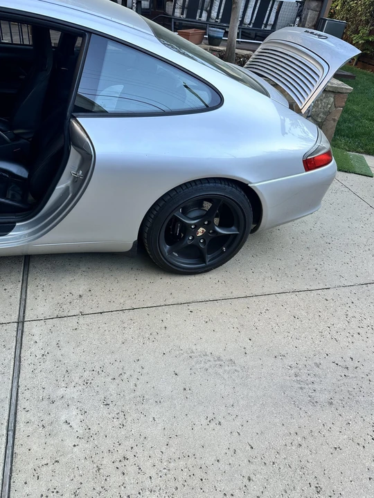 2002 Porsche 996 Carrera - Image 28 of 31