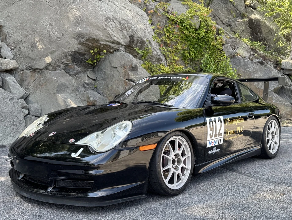 2002 Porsche 996 Carrera - Image 2 of 31