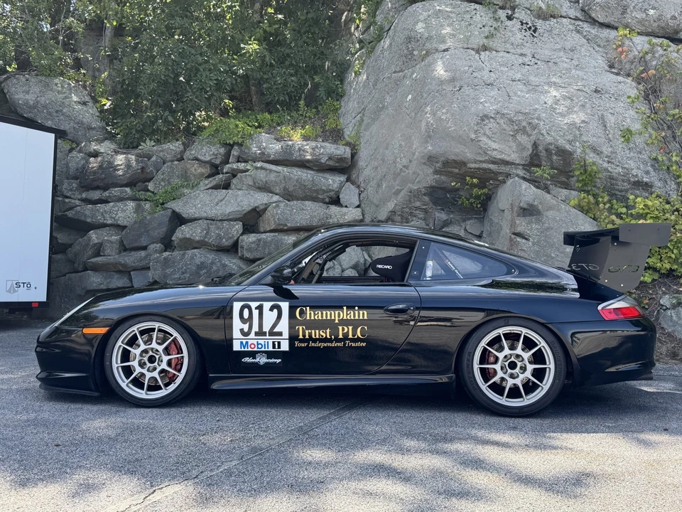 2002 Porsche 996 Carrera - Image 25 of 31