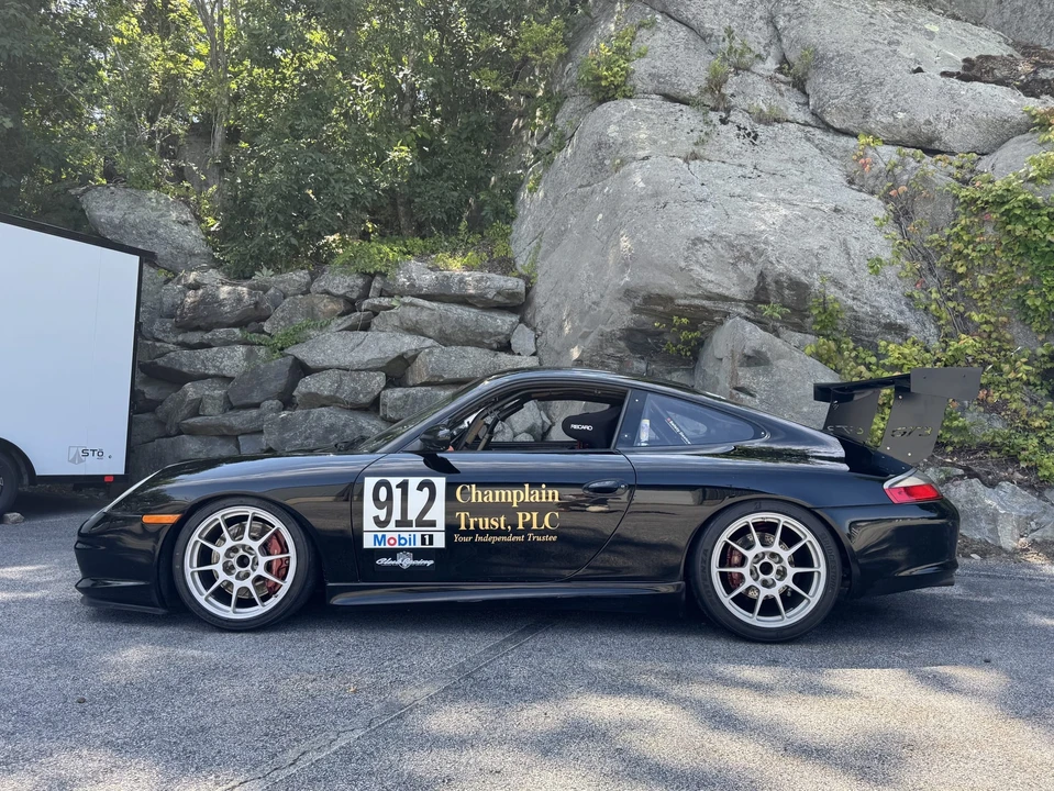 2002 Porsche 996 Carrera - Image 26 of 31