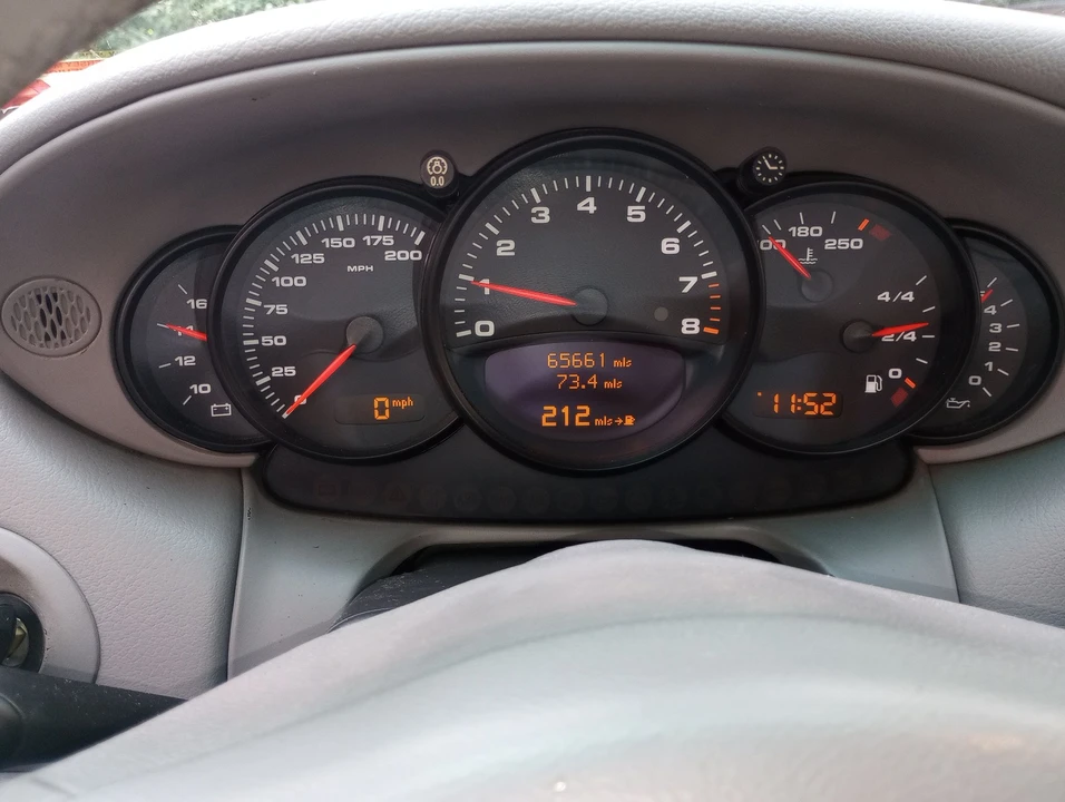 2002 Porsche 996 Carrera - Image 14 of 19
