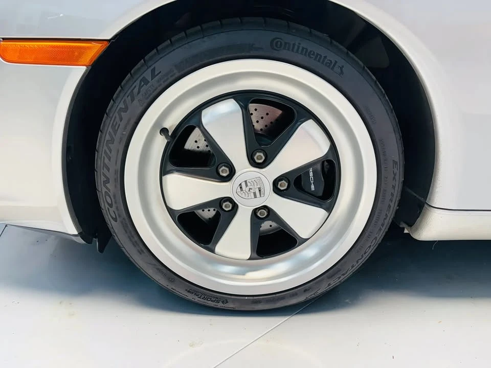 2002 Porsche 996 Carrera - Image 18 of 18