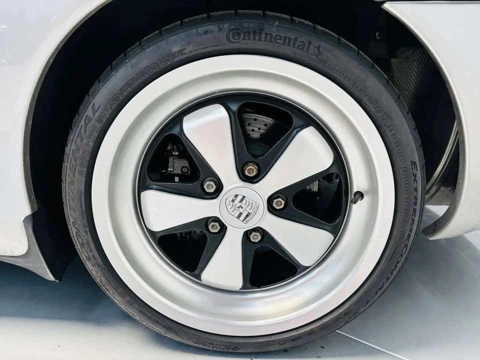 2002 Porsche 996 Carrera - Image 17 of 18