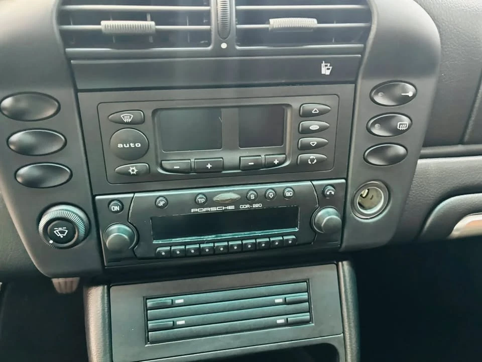 2002 Porsche 996 Carrera - Image 13 of 18