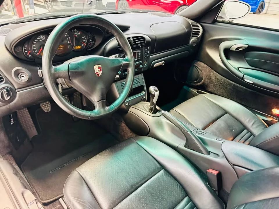 2002 Porsche 996 Carrera - Image 11 of 18