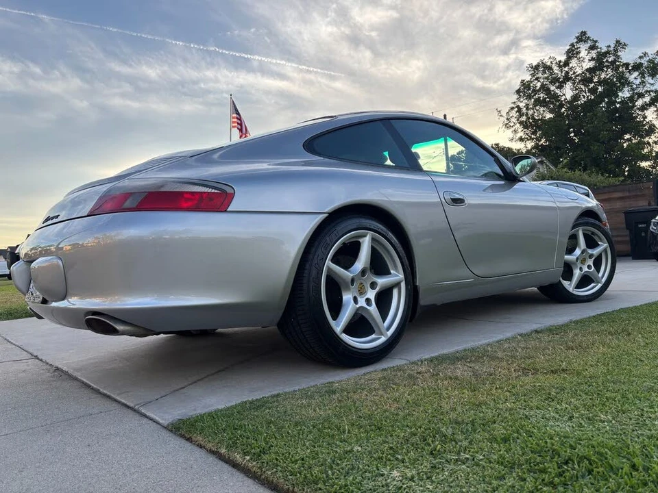 2002 Porsche 996 Carrera - Image 5 of 31