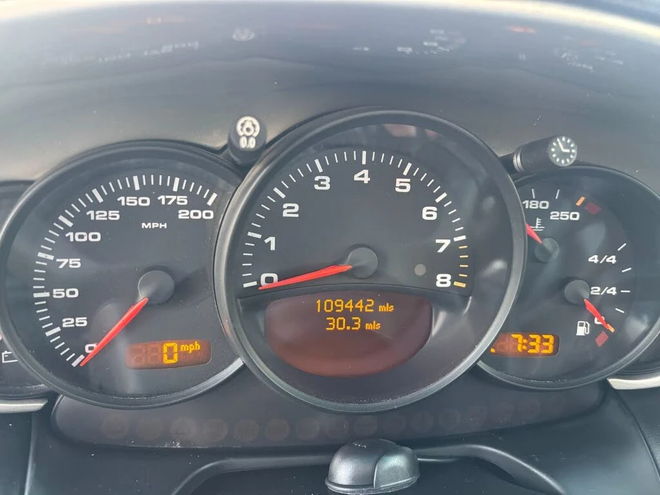 2002 Porsche 996 Carrera - Image 13 of 31