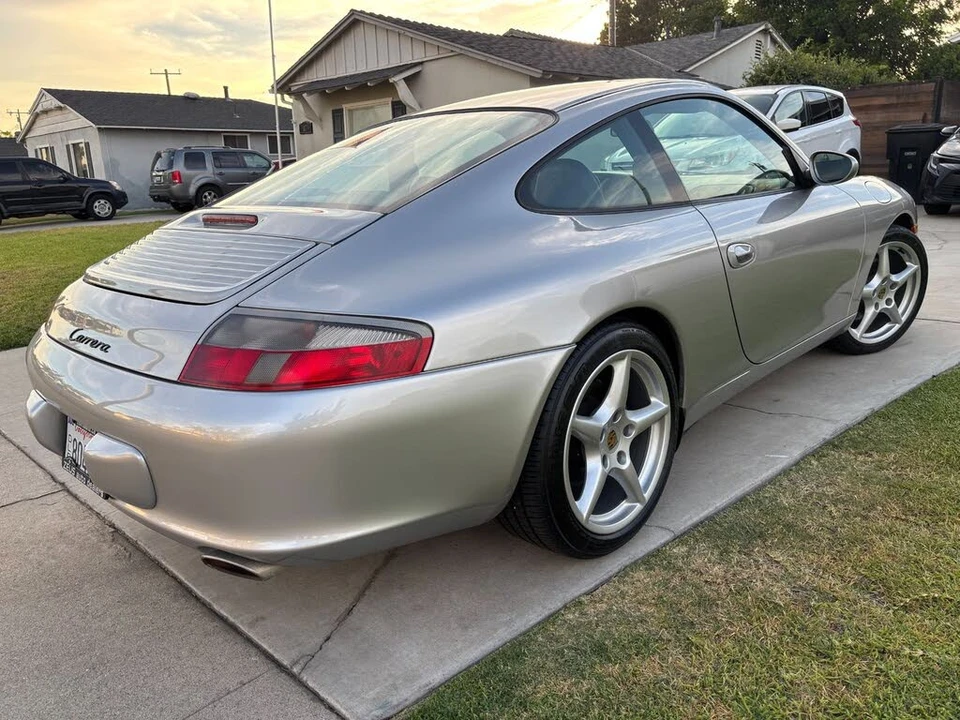 2002 Porsche 996 Carrera - Image 11 of 31