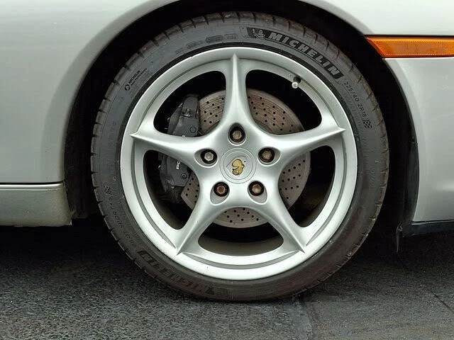 2002 Porsche 996 Carrera - Image 12 of 31