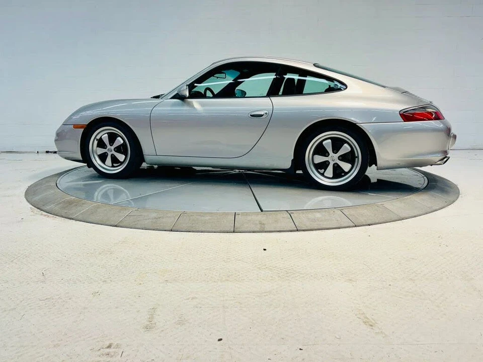 2002 Porsche 996 Carrera - Image 29 of 31