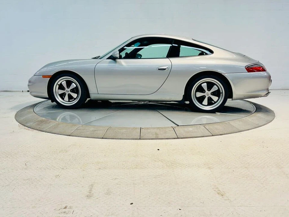2002 Porsche 996 Carrera - Image 28 of 31