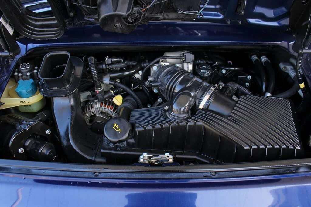 2002 Porsche 996 Carrera - Image 29 of 31