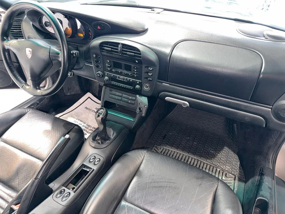 2002 Porsche 996 Carrera - Image 16 of 18