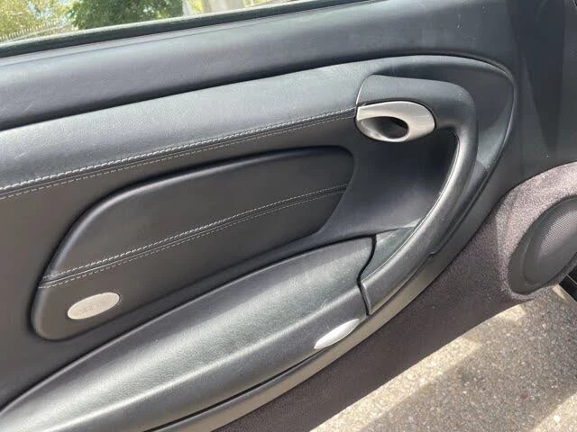 2002 Porsche 996 Carrera - Image 16 of 19