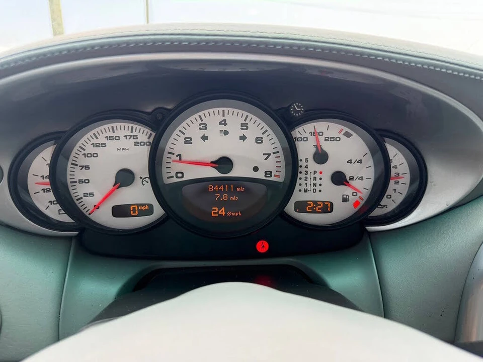 2002 Porsche 996 Carrera - Image 15 of 30