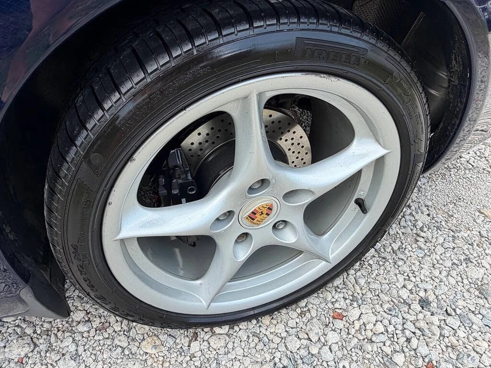 2002 Porsche 996 Carrera - Image 23 of 30